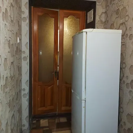 2-кімнатна біля центру міста в одеському дворику Апартаменти Одеса